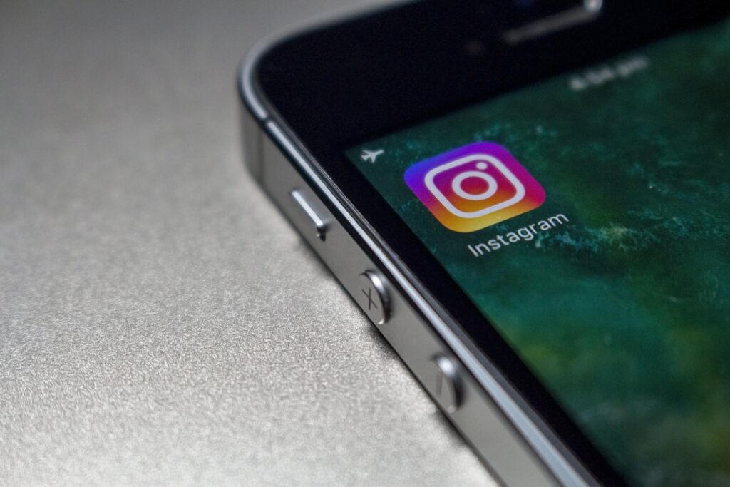 Instagram hiding likes - Brave Bear Marketing